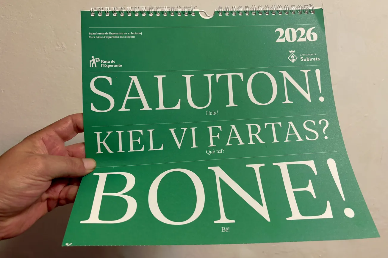 Subirats envia a totes les llars un calendari per aprendre esperanto