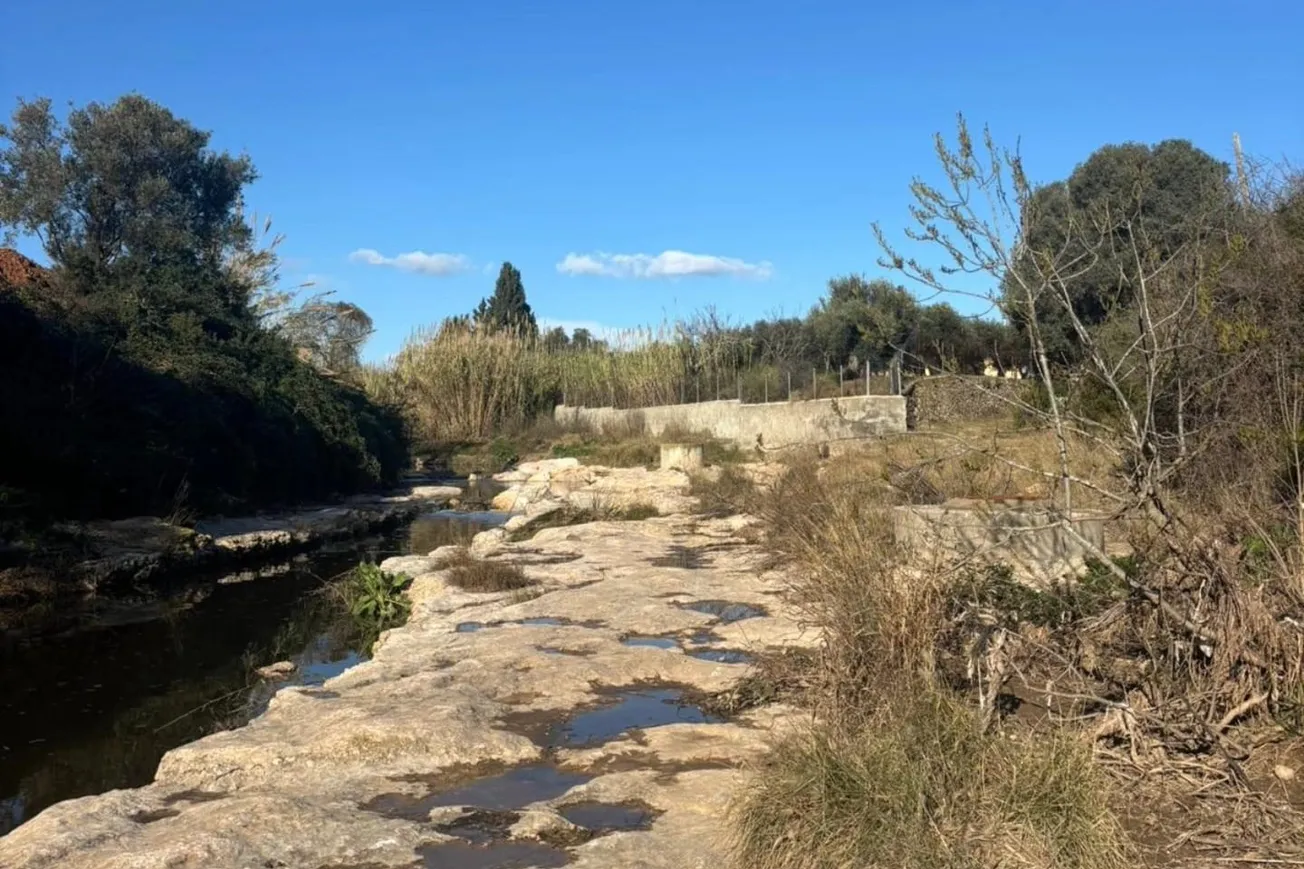 Nova fuita d'aigües residuals al Vendrell evidencia el deteriorament creixent del sanejament al Baix Penedès