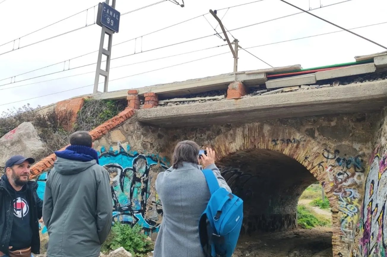 La CUP denuncia deteriorament estructural greu al pont de Cubelles i exigeix auditories immediates