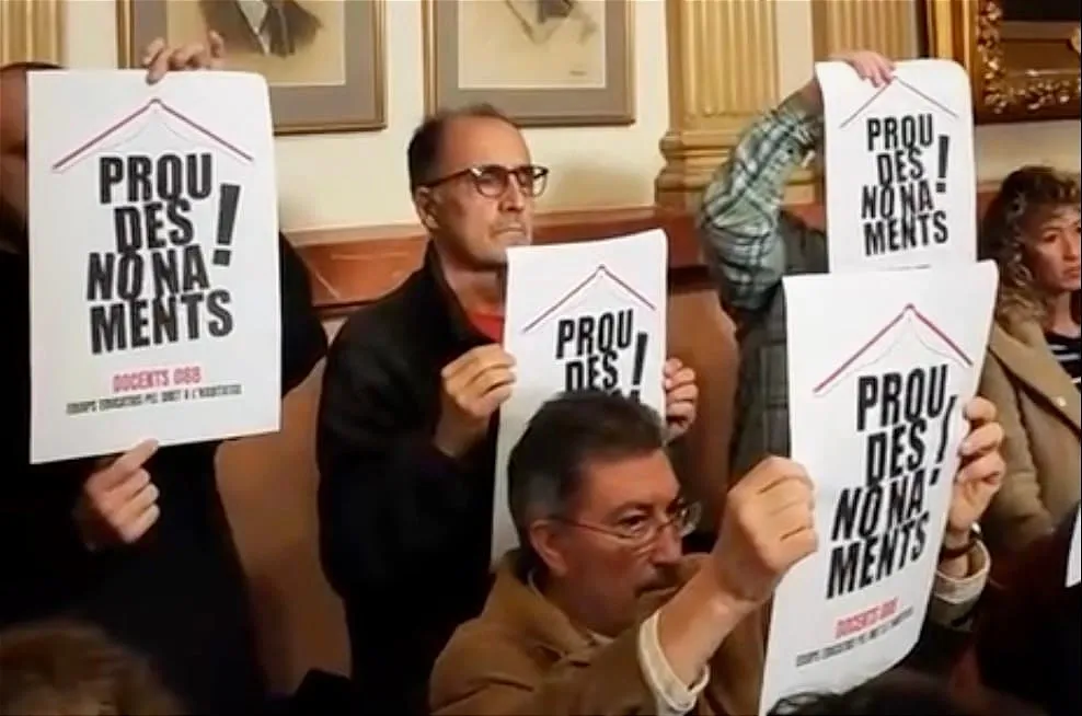 Vilanova rebutja blindar les famílies davant l'allau de desnonaments