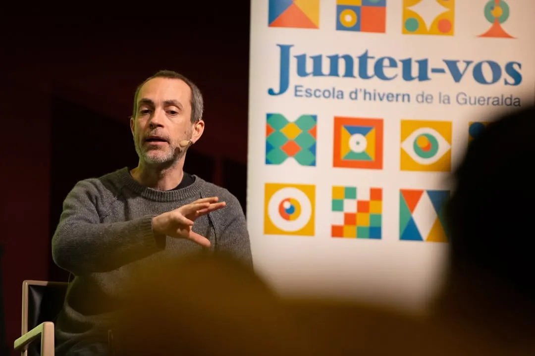 «No podem exigir que es desarmin els més febles si no es desarmen els més forts»