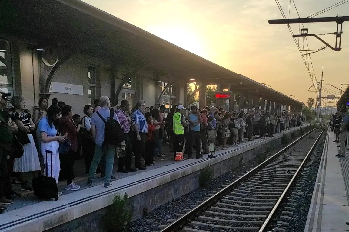 El Pacte del Penedès Marítim rebutja el pla del Departament per a les obres de la R2 Sud