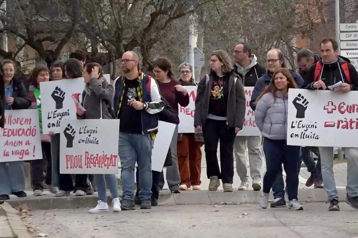 L'Alt Penedès endureix la pressió sobre el Departament d'Educació